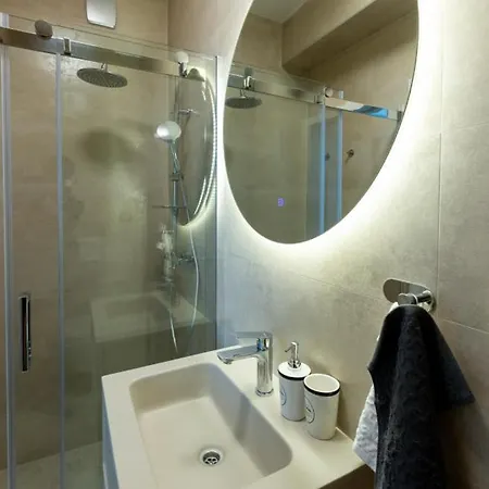 Villa D Cube By Guide Duba