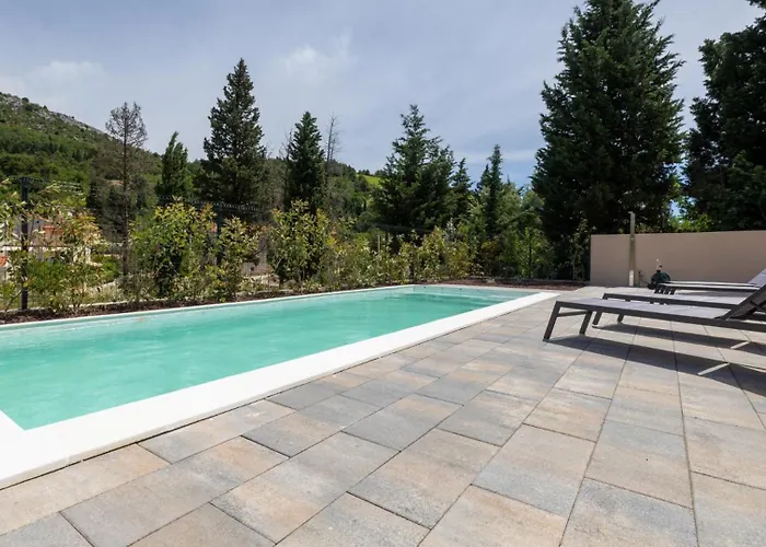 Vila D Cube By Guide Duba