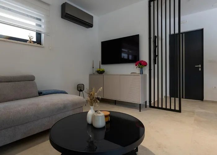 D Cube By Guide Vila