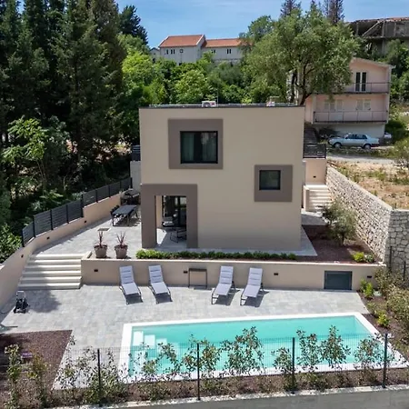 Villa D Cube By Guide *
